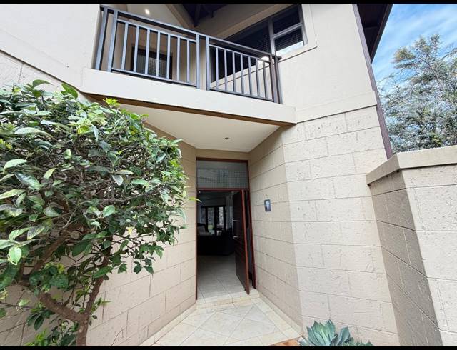 4 BEDROOM TOWNHOUSE FOR SALE IN ZIMBALI ESTATE